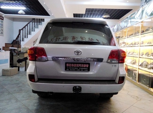 累了烦了？车改坊汽车影音连锁丰田兰德酷路泽