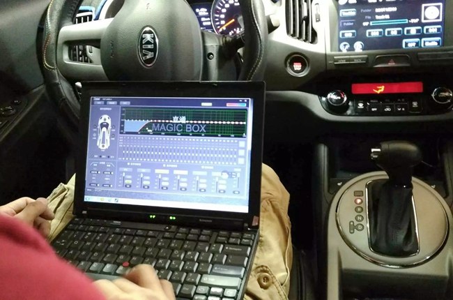 绝对不能错过 新疆车佳坊起亚智跑改装霸克和斯