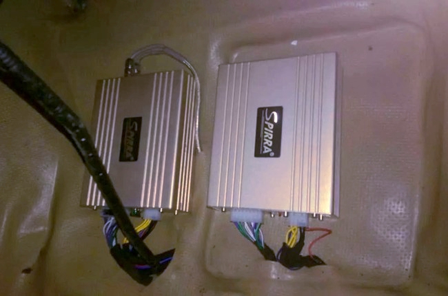 情难独奏 新疆车佳坊丰田凯美瑞改装ETON、斯派朗