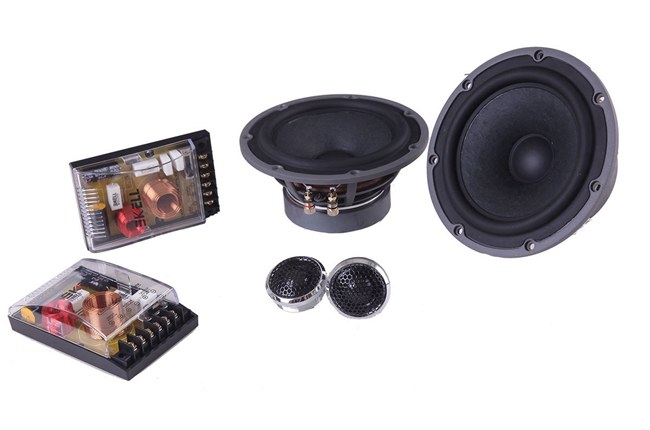 寄情山水快意人生 太杰音响丰田锐志改装美国霸