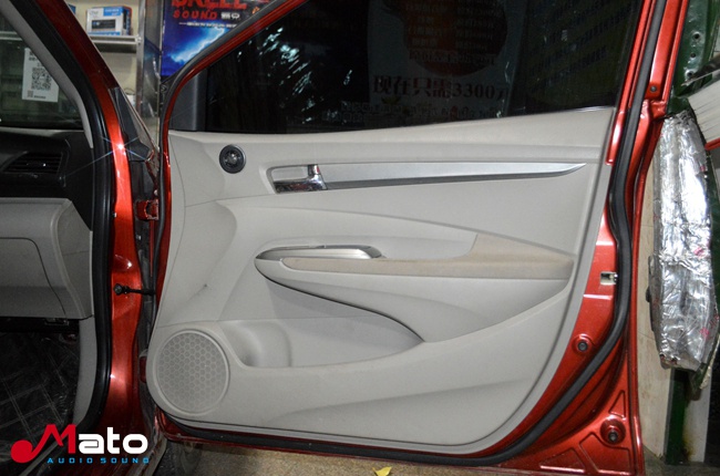 初涉音改的选择 汕头飞龙本田锋范改装美国霸克