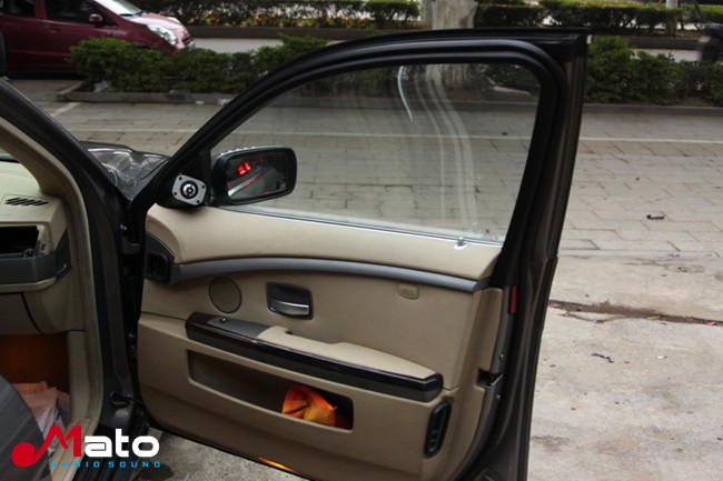 宝剑赠英雄 柳州丽声音乐宝马760改装德国ETON汽车