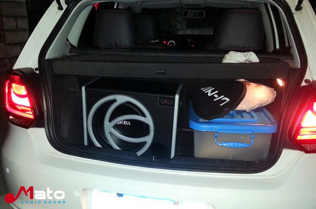 劲享超低音 龙岩天诚大众POLO改装美国霸克音响