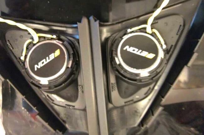 改音响不折腾 义乌车改坊宝马525改装ETON和ARC音响