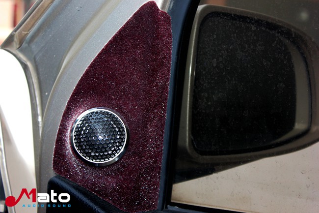 小型轰炸机 阜阳悦音五菱荣光改装美国霸克音响