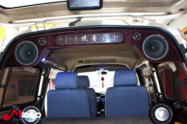 小型轰炸机 阜阳悦音五菱荣光改装美国霸克音响
