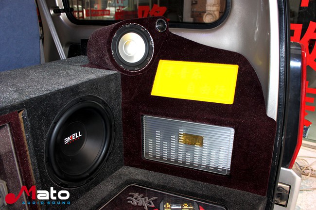 小型轰炸机 阜阳悦音五菱荣光改装美国霸克音响