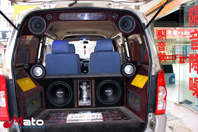 小型轰炸机 阜阳悦音五菱荣光改装美国霸克音响