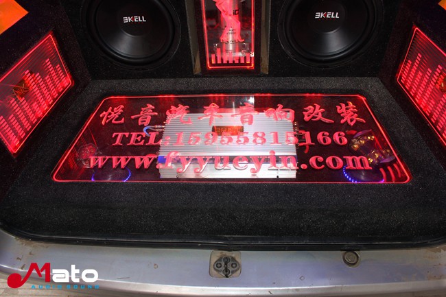 小型轰炸机 阜阳悦音五菱荣光改装美国霸克音响