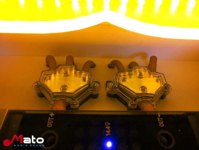 享受另一个世界 中山亿丰行丰田锐志改装ETON和