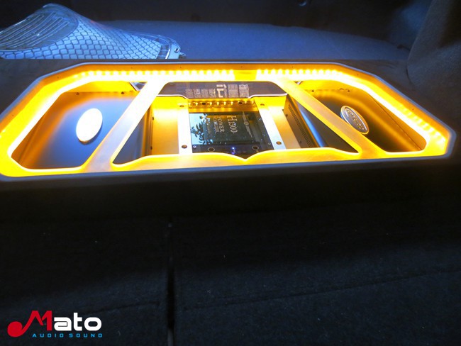 享受另一个世界 中山亿丰行丰田锐志改装ETON和