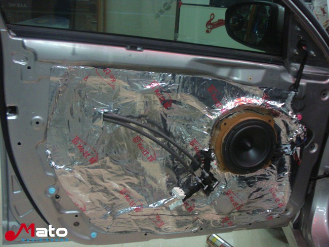 感受音乐魅力 扬州心声驾道起亚K5改装美国霸克