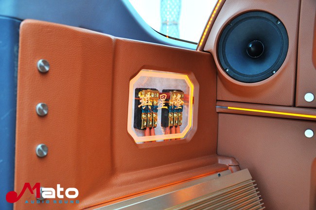 音乐的战争之王 深圳琪星隆丰田霸道改装霸克音