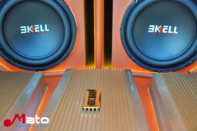 音乐的战争之王 深圳琪星隆丰田霸道改装霸克音