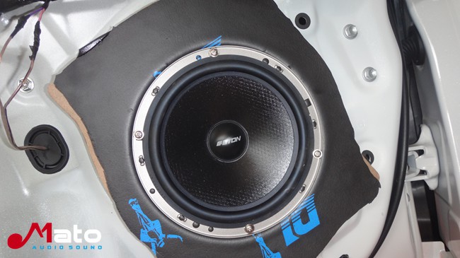 简改怡情 海口小朱丰田凯美瑞简改德国ETON音响