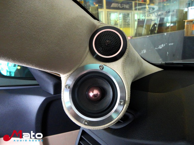 实至名归的同级车之王 厦门音乐车坊丰田锐志改