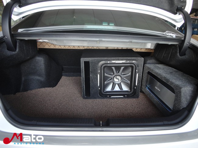 实至名归的同级车之王 厦门音乐车坊丰田锐志改