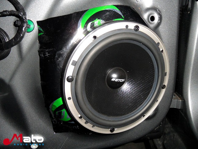 简单升级好音乐 娄底车声缘大众速腾改装ETON和霸