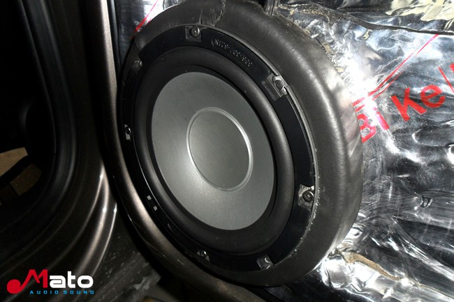 音乐焕发快意人生 新疆车佳坊大众迈腾改装霸克