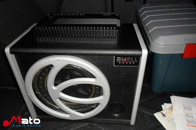 音乐焕发快意人生 新疆车佳坊大众迈腾改装霸克