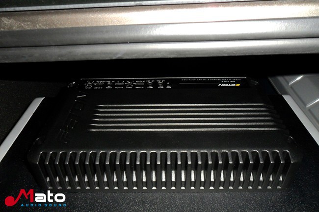 音乐焕发快意人生 新疆车佳坊大众迈腾改装霸克