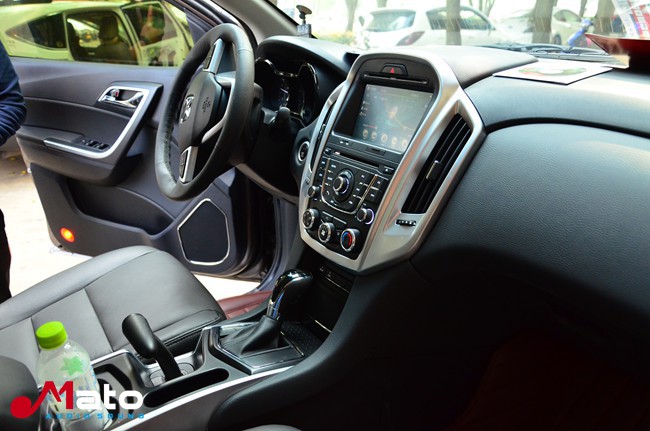 听感出众 海口龙发江铃驭胜简改美国霸克音响