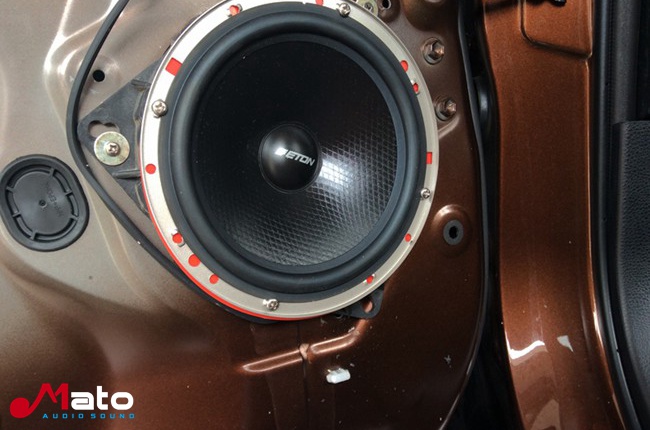 专业升级扬声器的品质 广州极速丰田RAV4改装ET