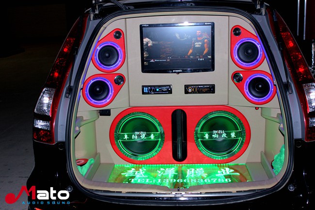 外场展示利器 阜阳悦音本田CRV改装美国霸克音响