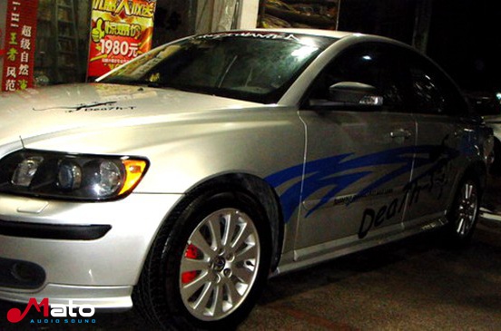 音乐改装野兽 汕头飞龙富豪改装美国霸克音响