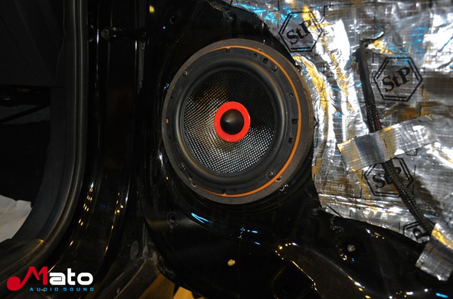 雨后清新之感 集结车尚起亚智跑改装TEC和ARC音响