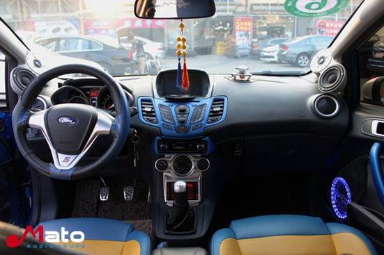 聆听科技的未来 厦门音乐车坊福特嘉年华改装