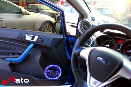 聆听科技的未来 厦门音乐车坊福特嘉年华改装