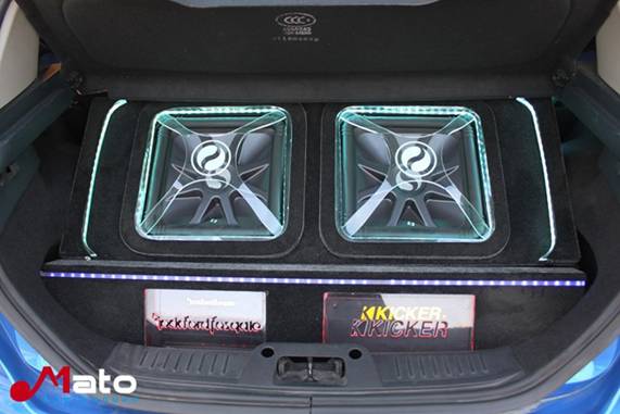 聆听科技的未来 厦门音乐车坊福特嘉年华改装