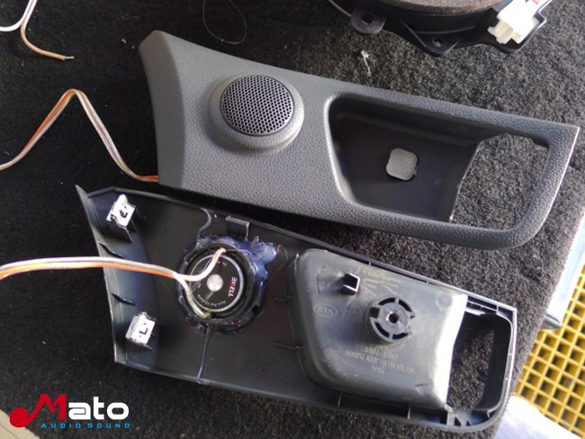 声效好易安装 千度影音起亚智跑简改美国霸克音