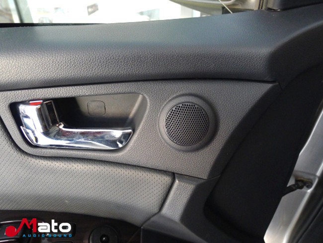 声效好易安装 千度影音起亚智跑简改美国霸克音