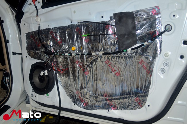 乐在途中 汕头飞龙丰田锐志改装意大利TEC和美国