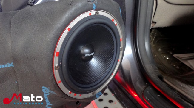 声音清晰悦耳 海口小朱丰田RAV4改装德国ETON汽车