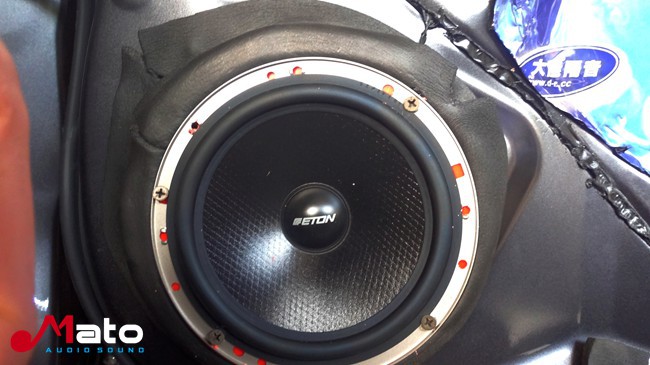 声音清晰悦耳 海口小朱丰田RAV4改装德国ETON汽车