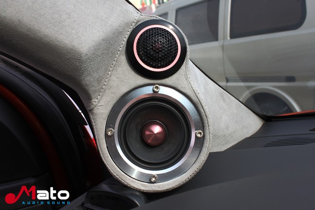 启声即倾城 厦门音乐车坊道奇酷威改装Hybrid Au