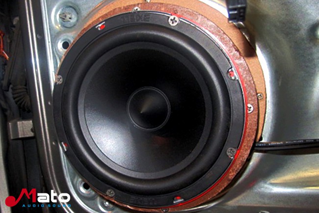 坦途观我路 广州极速大众途观改装美国霸克音响