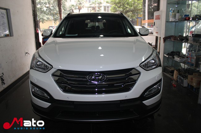 华丽而不艳俗 成都根据地现代新胜达改装美国