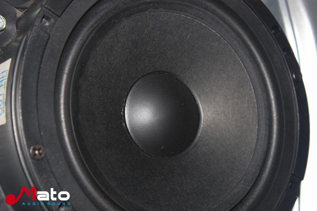 华丽而不艳俗 成都根据地现代新胜达改装美国