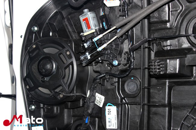 华丽而不艳俗 成都根据地现代新胜达改装美国