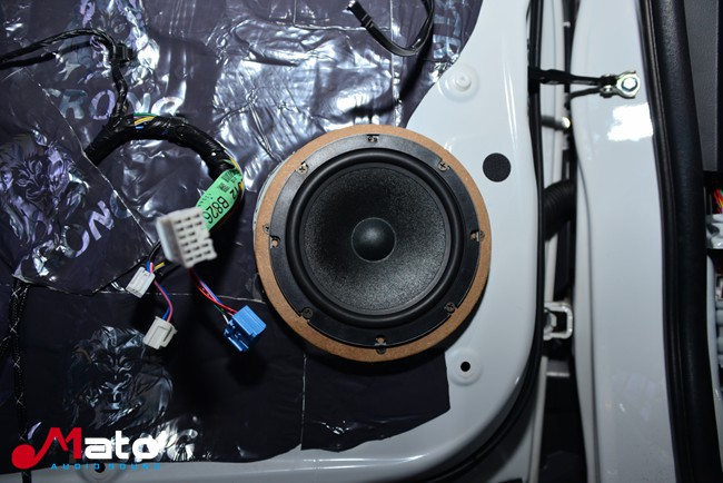 轻松个性改装 广州帝锐三菱欧蓝德改装美国霸克