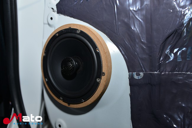 轻松个性改装 广州帝锐三菱欧蓝德改装美国霸克