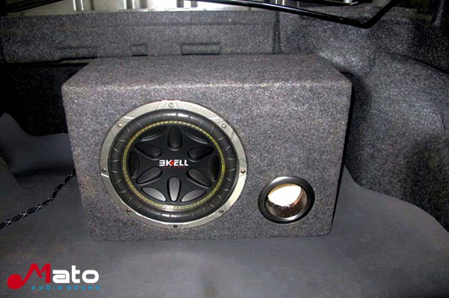 睿智的改装 广州极速丰田锐志改装美国霸克汽车