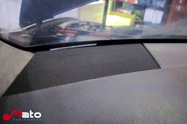 睿智的改装 广州极速丰田锐志改装美国霸克汽车