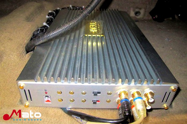 睿智的改装 广州极速丰田锐志改装美国霸克汽车