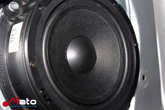 音乐的珍稀猛兽 成都根据地起亚索兰托改装Hyb