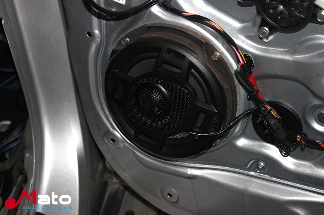 音乐的珍稀猛兽 成都根据地起亚索兰托改装Hyb